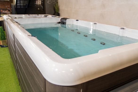 SPA басейн Superior Spas Swim Spa Helios (Англія), 590&times;225&times;150 см, Sterling Silver